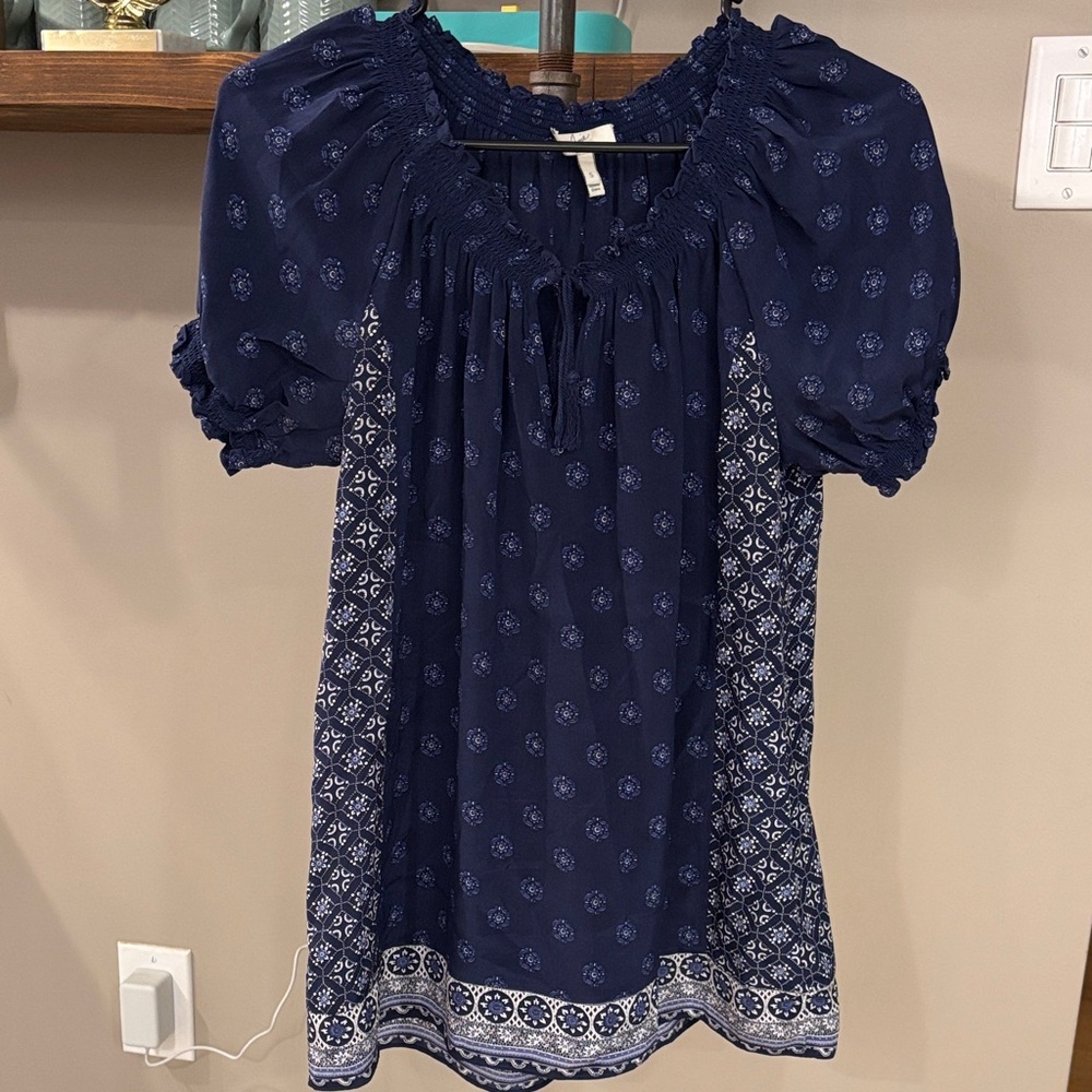 Joie Navy Blue Boho Peasant Blouse with Subtle Floral Motif